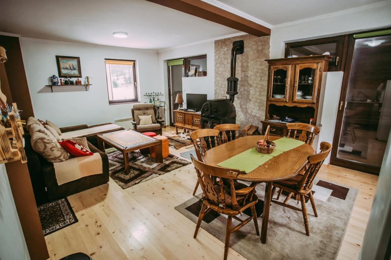 Apartment T&T Τζαχορίνα Εξωτερικό φωτογραφία