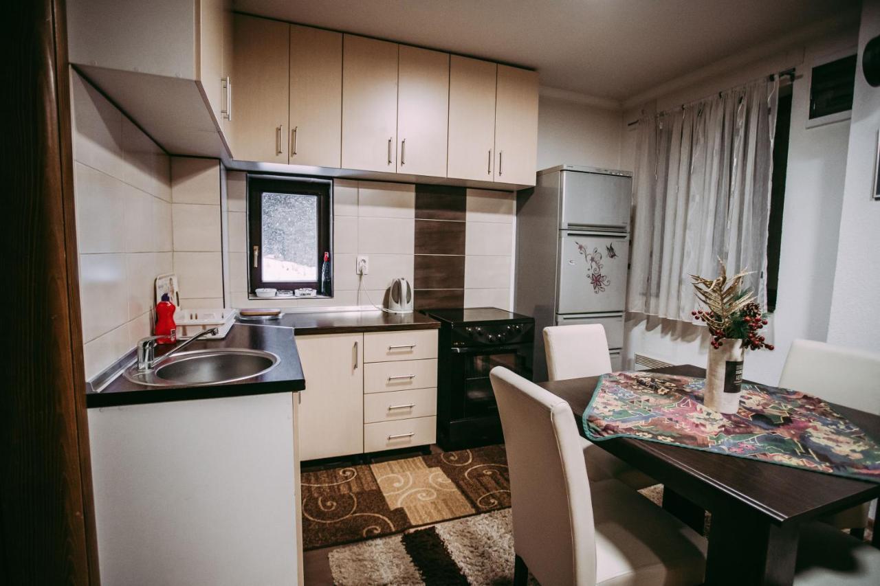 Apartment T&T Τζαχορίνα Εξωτερικό φωτογραφία