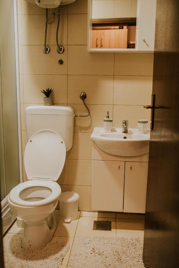 Apartment T&T Τζαχορίνα Εξωτερικό φωτογραφία