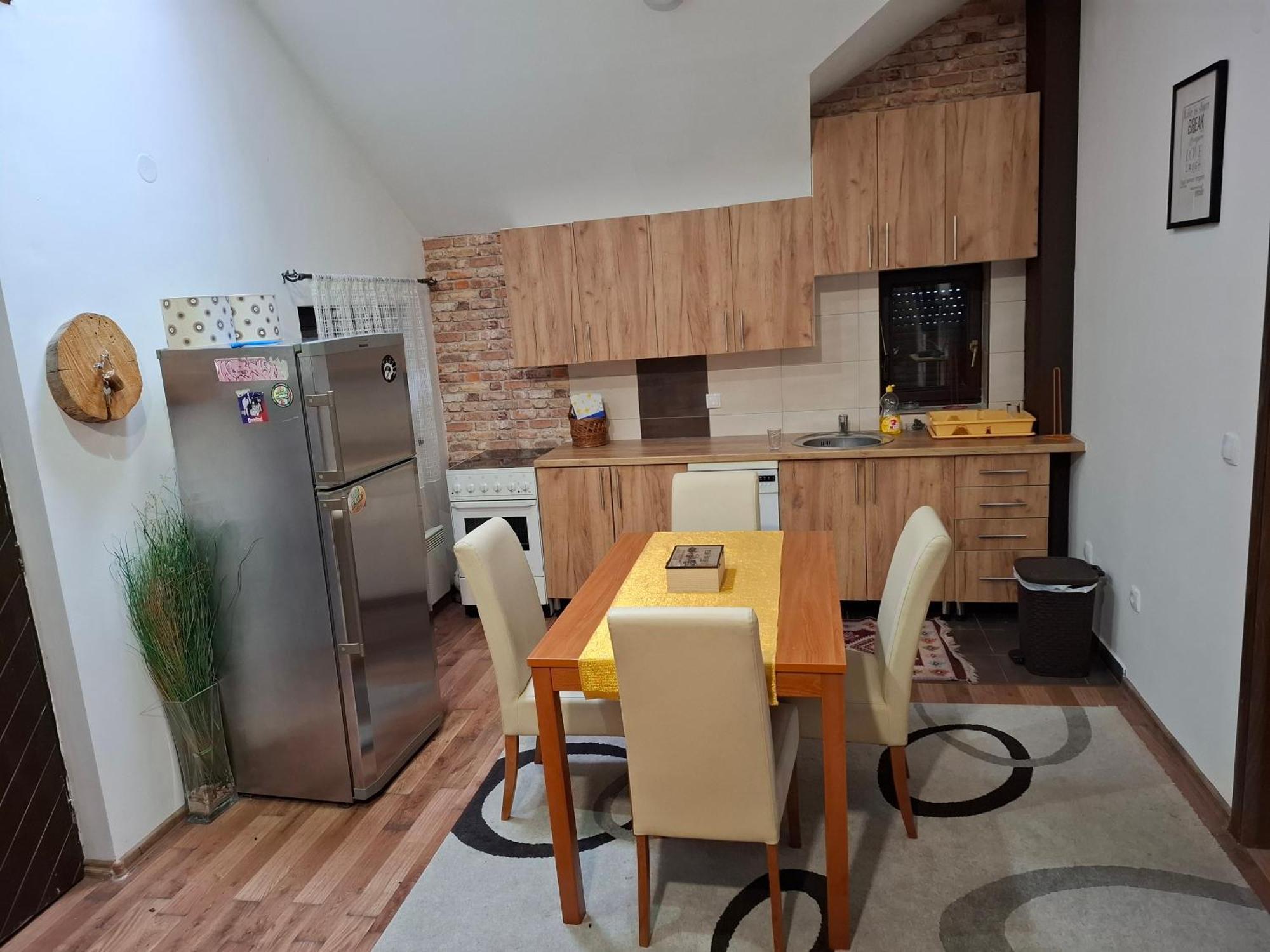 Apartment T&T Τζαχορίνα Εξωτερικό φωτογραφία